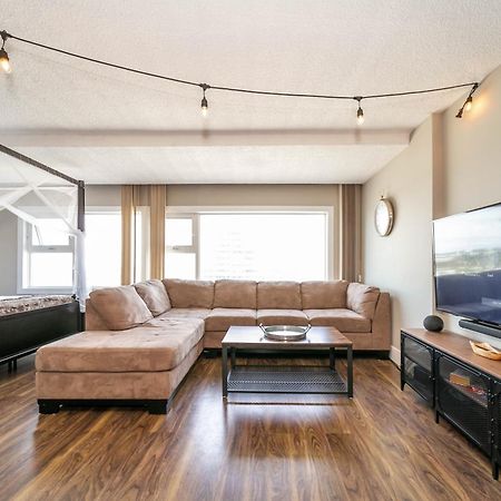 Ferienwohnung Rustic & Rogers Place, Free Parking! Edmonton Exterior foto